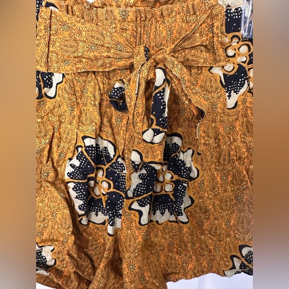 Anthropologie Mustard Yellow Floral Linen Blend High Rise Shorts Womens XS - Picture 3 of 6